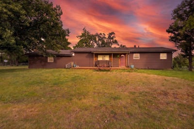 /international/us/15798-sw-prairie-creek-rd-rose-hill-ks-110108282467/