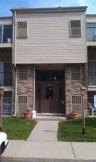 /international/us/38272-fairway-court-clinton-twp-mi-110104612395/