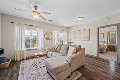 /international/us/782-riverfront-parkway-chattanooga-tn-110110137889/