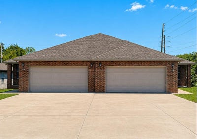 /international/us/137-bailey-circle-rogersville-mo-110107504550/