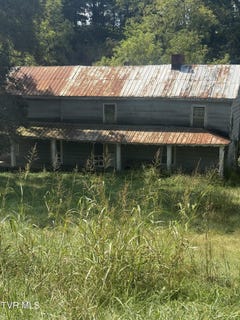 /international/us/3698-bishoptown-road-duffield-va-110119944081/