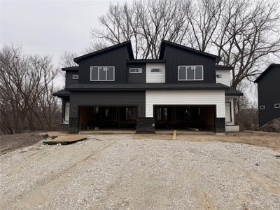 /international/us/521-s-4th-street-adel-ia-110107264049/