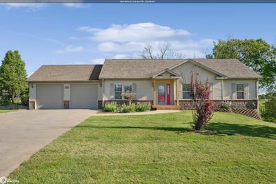 /international/us/803-e-bell-drive-mount-pleasant-ia-110099304591/