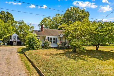 /international/us/3161-poplar-tent-road-concord-nc-110107990143/