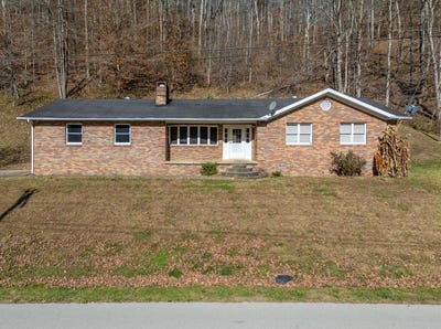 /international/us/2860-johnson-fork-salyersville-ky-110105414964/