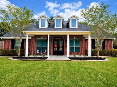 /international/us/110-cheltenham-st-lumberton-tx-110103709685/