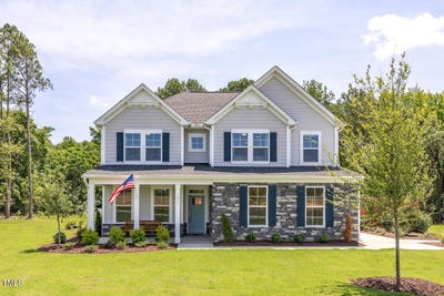 /international/us/1412-main-street-lillington-nc-110099451865/