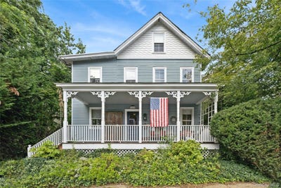 /international/us/248-glen-avenue-sea-cliff-ny-110119993359/