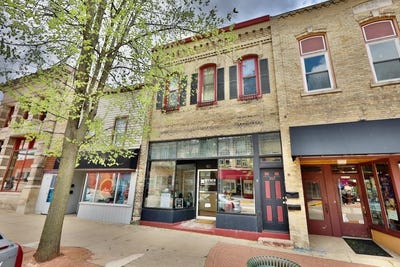 /international/us/183-187-w-main-street-stoughton-wi-110099267113/