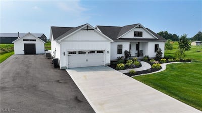 /international/us/3508-boos-road-huron-oh-110100799359/