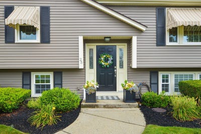 /international/us/25-hamilton-street-milford-ma-110101369235/?lang=en