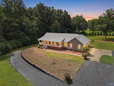 /international/us/95-county-road-562-rogersville-al-110109453426/