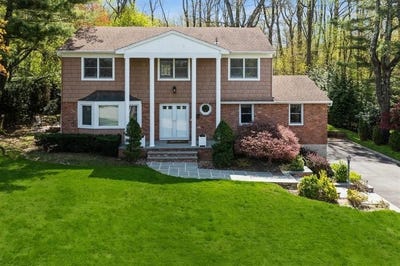 /international/us/37-wren-drive-east-hills-ny-110098980735/