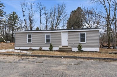 /international/us/61-everson-drive-glocester-ri-110106473938/