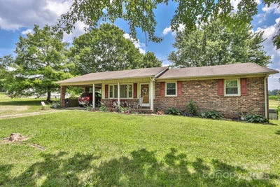 /international/us/2809-ralph-road-boonville-nc-110100512594/?lang=zh-tw