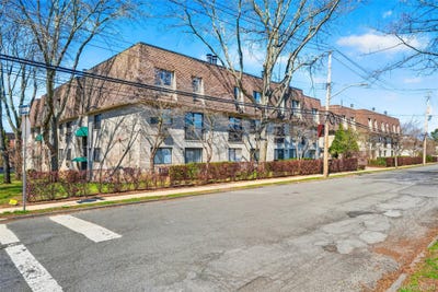 /international/us/24-carhart-avenue-white-plains-ny-110107193846/