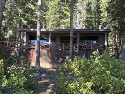 /international/us/24176-crescent-lake-road-crescent-lake-or-110107309019/