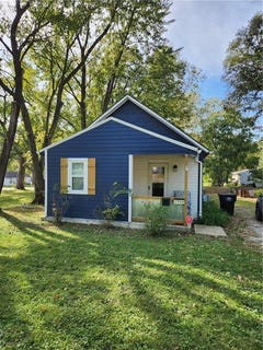 /international/us/1944-s-hardy-avenue-independence-mo-110120756158/