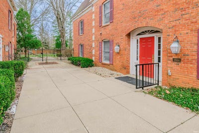 /international/us/2604-e-2nd-street-bloomington-in-110106771175/