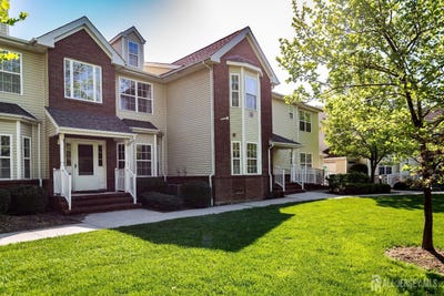 /international/us/148-forest-drive-piscataway-nj-110107986465/