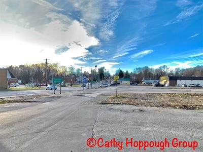 /international/us/428-w-lincoln-avenue-ionia-mi-110099476770/