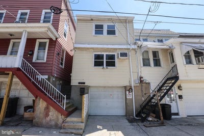/international/us/804-water-street-pottsville-pa-110120421615/