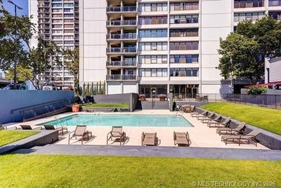 /international/us/450-w-7th-street-tulsa-ok-110106380590/