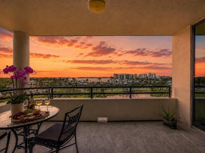 /international/us/1255-n-gulfstream-avenue-sarasota-fl-110108297288/