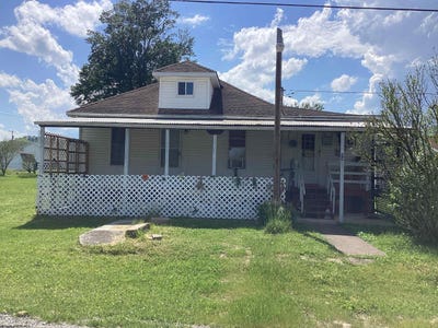 /international/us/53-farnsworth-avenue-buckhannon-wv-110108148047/