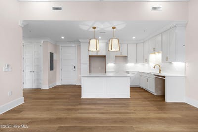 /international/us/805-mulberry-street-beaufort-nc-110103778872/