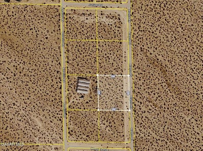 /international/us/blanco-rd-north-of-mesquite-rd-adelanto-ca-110105383400/
