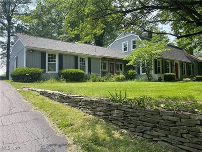 /international/us/830-blueberry-hill-drive-canfield-oh-110100152848/
