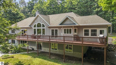 /international/us/4955-truax-lake-road-williamsburg-mi-110101364090/?lang=zh-cn