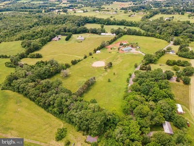 /international/us/7285-opal-rd-warrenton-va-110098243413/