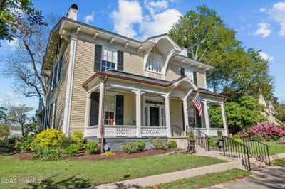 /international/us/626-w-main-street-washington-nc-110106062790/