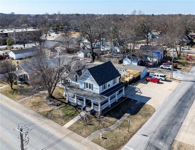 /international/us/400-mount-olive-street-siloam-springs-ar-110105765733/