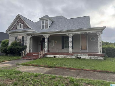 /international/us/710-pettus-street-selma-al-110108343327/