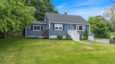 /international/us/25-charles-st-dracut-ma-110108542437/