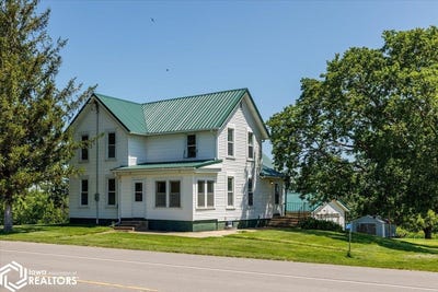 /international/us/3627-hwy-63-malcom-ia-110101120461/