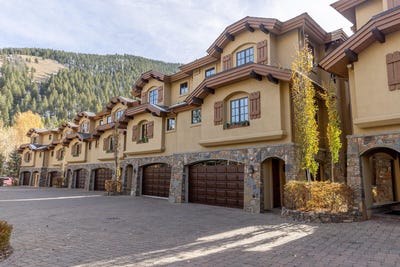 /international/us/221-picabo-st-ketchum-id-110098301071/
