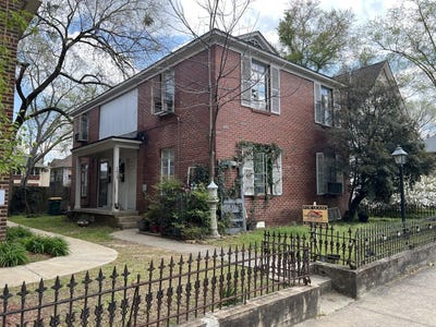 /international/us/1417-center-street-little-rock-ar-110106817271/
