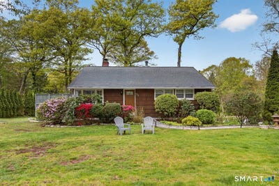 /international/us/131-clay-hill-road-stamford-ct-110108070169/