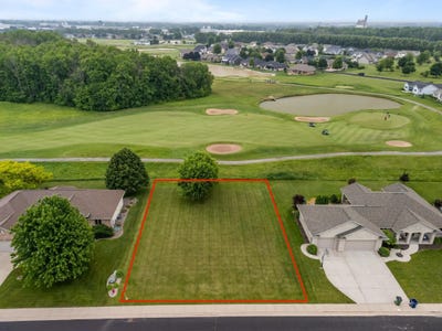 /international/us/563-royal-st-pats-drive-wrightstown-wi-110100208436/