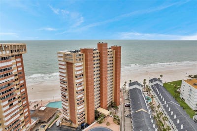 /international/us/17940-gulf-boulevard-redington-shores-fl-110098284170/