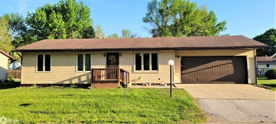 /international/us/105-briar-cove-road-algona-ia-110099404906/