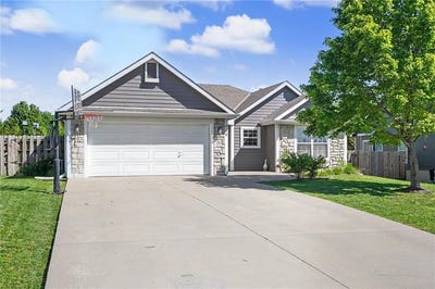 /international/us/928-bluestem-drive-baldwin-city-ks-110108076414/