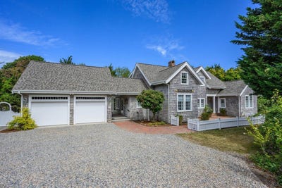 /international/us/25-pleasant-view-drive-orleans-ma-110101462490/