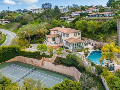 /international/us/2008-via-visalia-palos-verdes-estates-ca-110099096354/