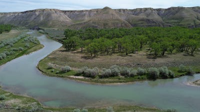 /international/us/7700-labarre-rd-fort-benton-mt-110099908354/