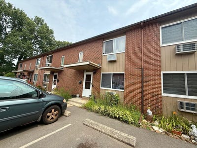 /international/us/234-pierremount-avenue-new-britain-ct-110101427490/